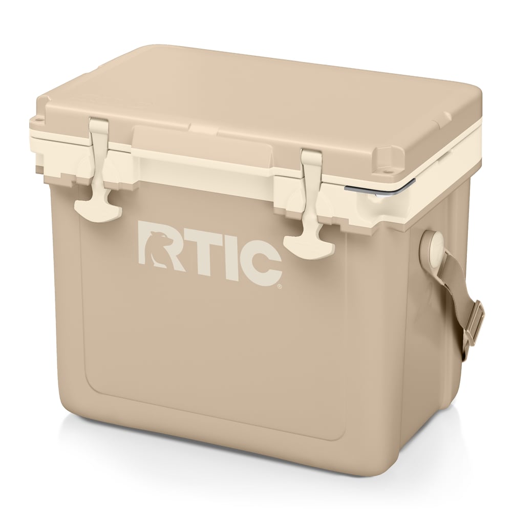 22 QT Ultra-Light Cooler Beach