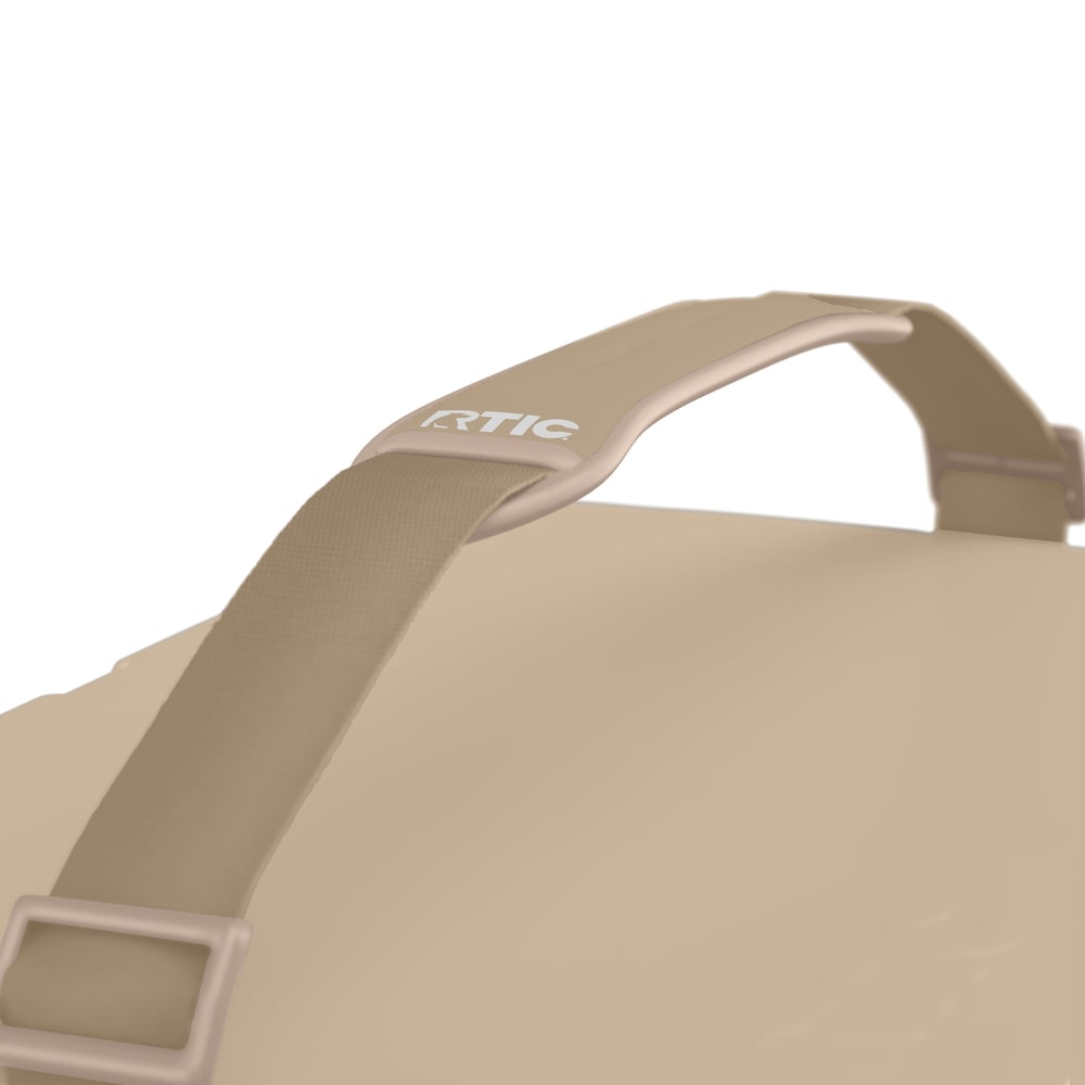 22 QT Ultra-Light Cooler Beach - Image 8