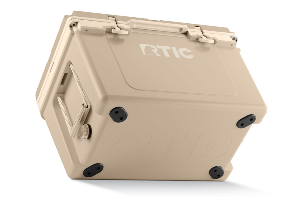 52 QT Ultra-Light Cooler Beach - Image 5