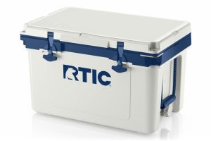 32 QT Ultra-Light Cooler Cool Grey & Navy