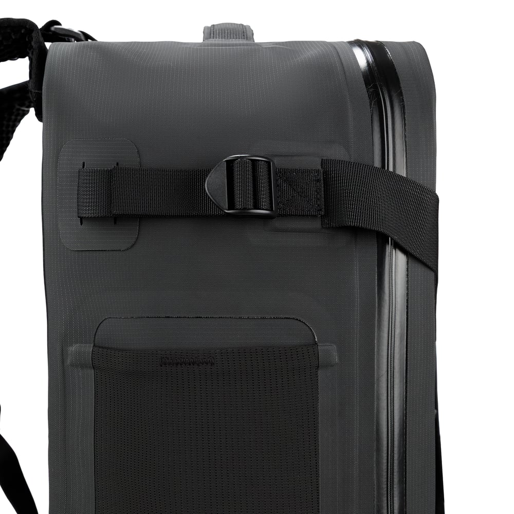 Ultra-Dry Duffle Pack Black & Graphite - Image 10
