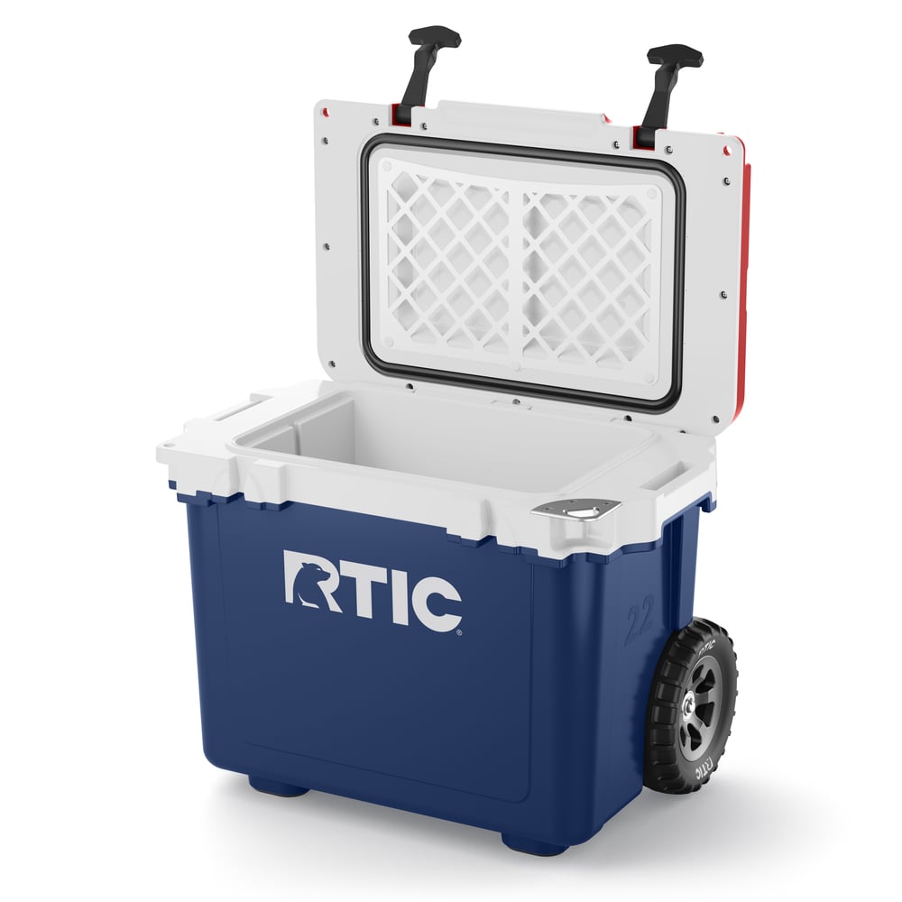 22 QT Ultra-Light Wheeled Cooler Patriot - Image 3