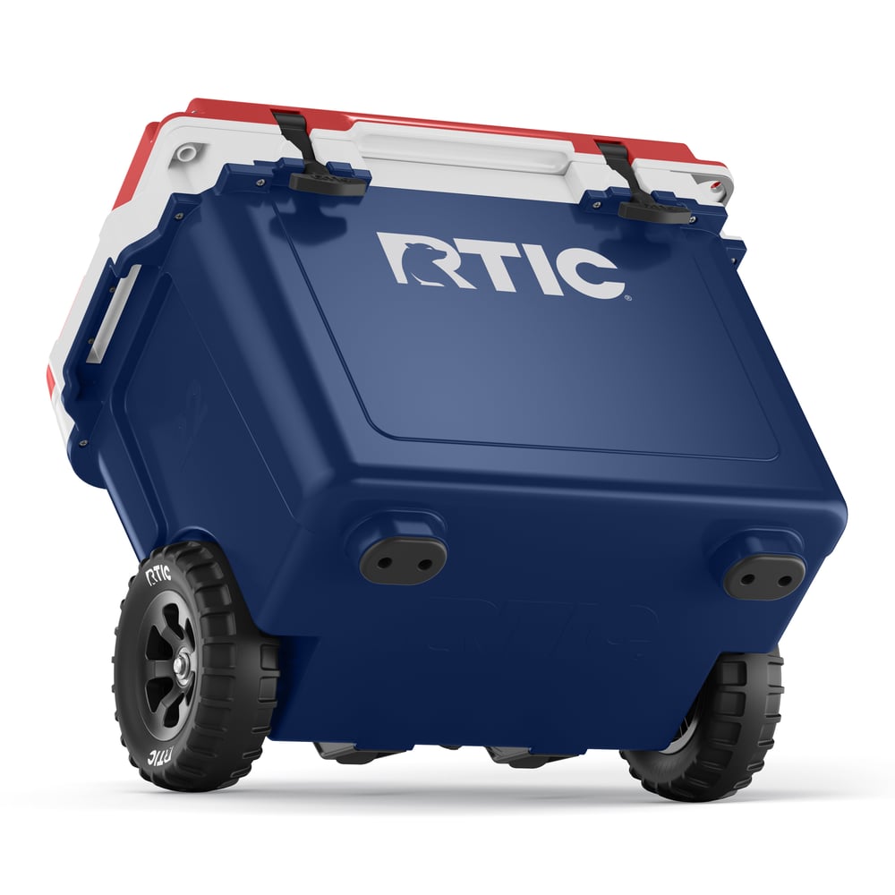 22 QT Ultra-Light Wheeled Cooler Patriot - Image 6
