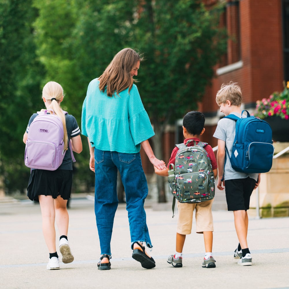 Kids- 2-in-1 Day Pack Happy Camper - Image 8