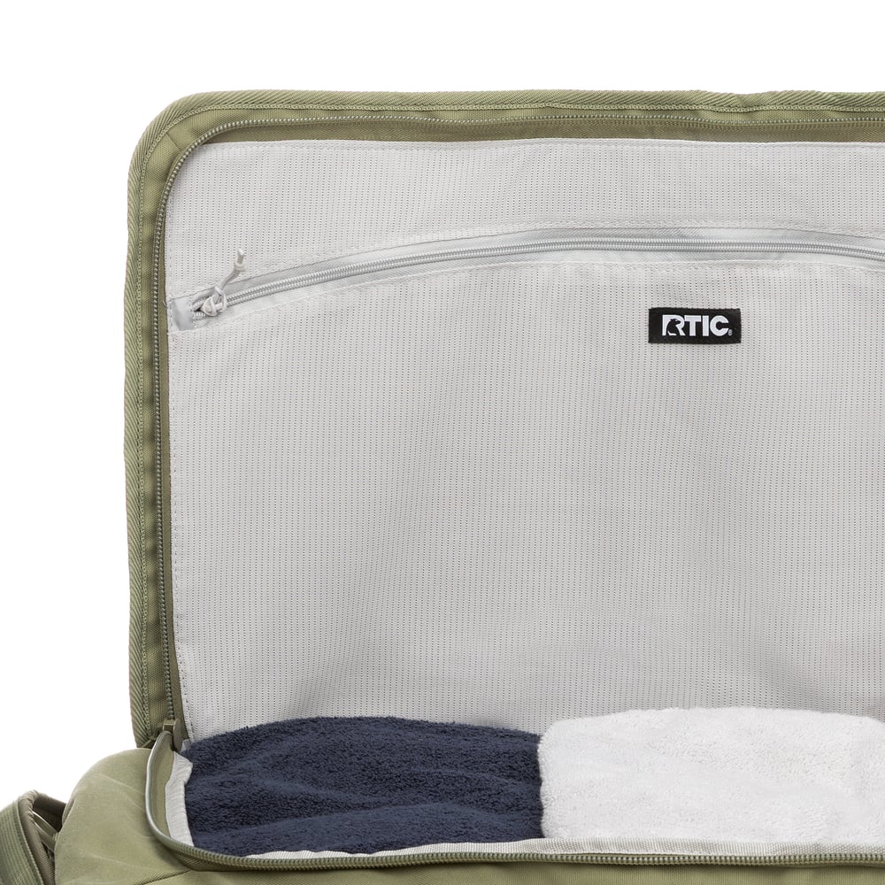 Road Trip Duffle Bag Olive & Beach - Image 5