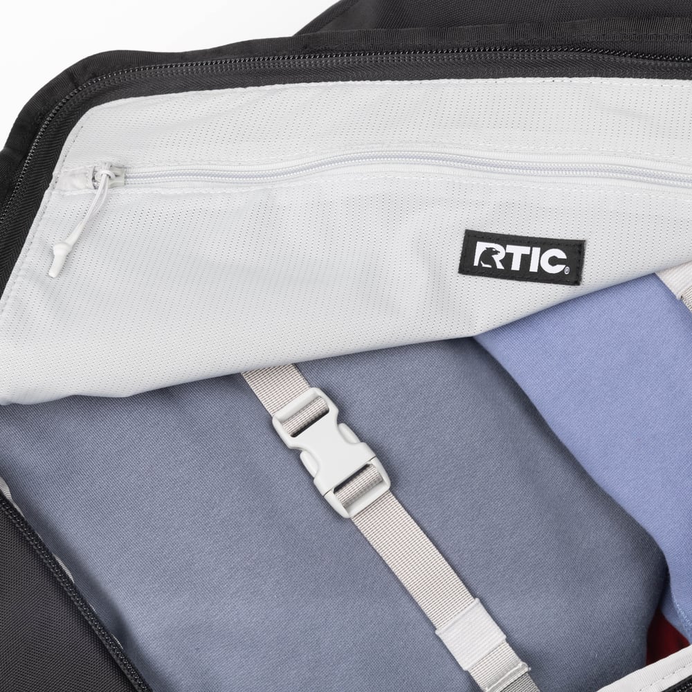 Road Trip Rolling Duffle Bag Black - Image 8