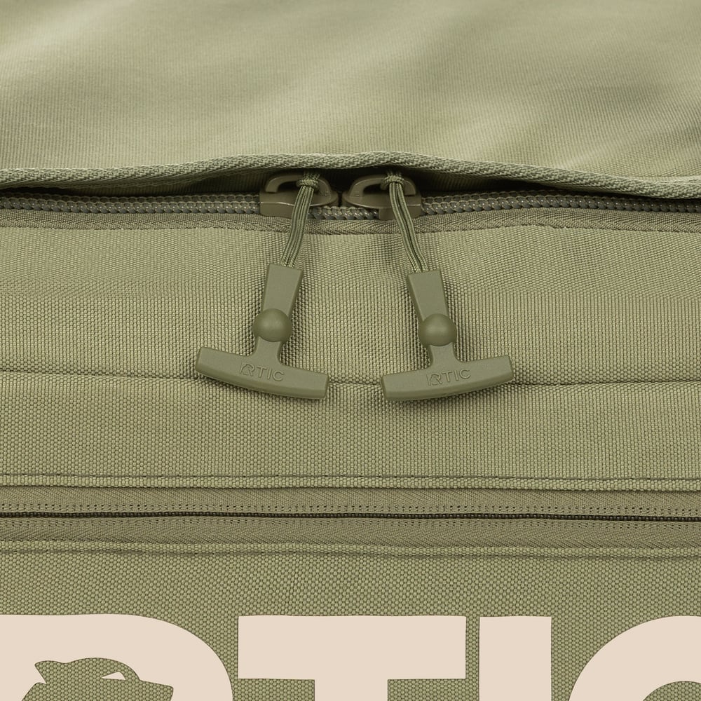 Road Trip Rolling Duffle Bag Olive & Beach - Image 13