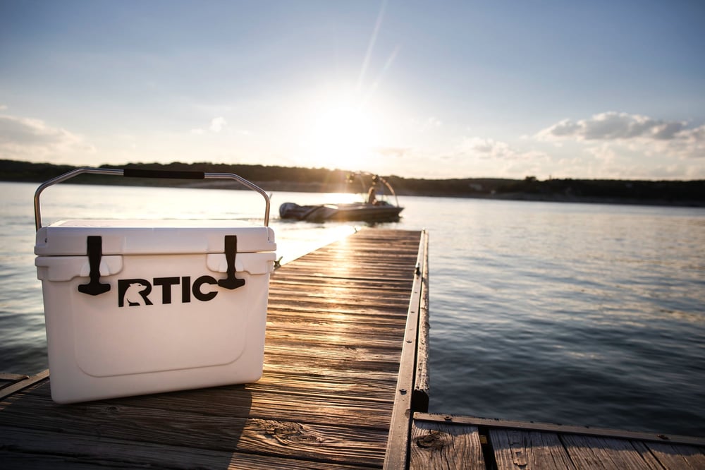 20 QT Ultra-Tough Cooler White - Image 8