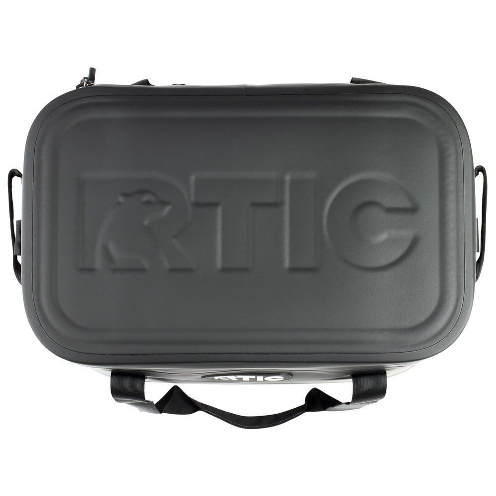 Ultra-Tough Soft Cooler Black - Image 8